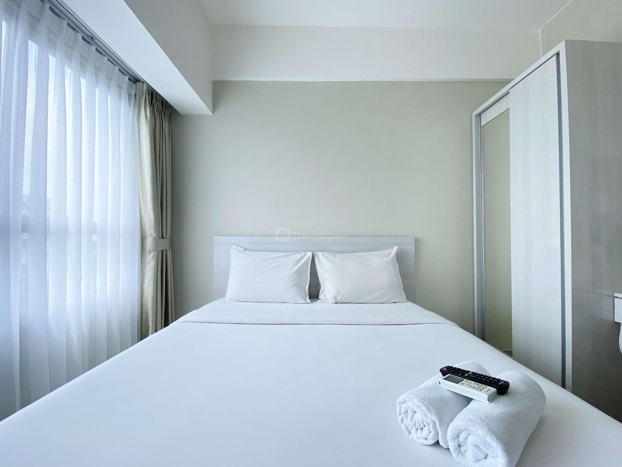 Restful And Simply Springlake Summarecon By Travelio