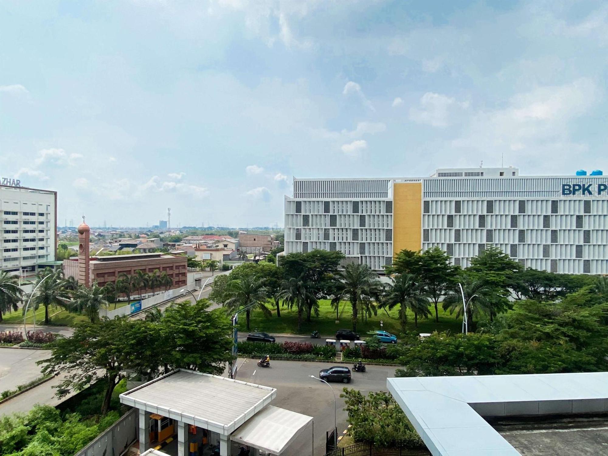 Restful And Simply Springlake Summarecon By Travelio Apartemen Bekasi